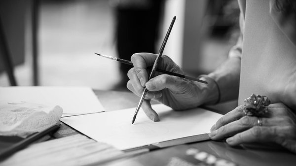 Evaluating and Safeguarding Coastal Cliff Properties: Essential Strategies for UK Towns